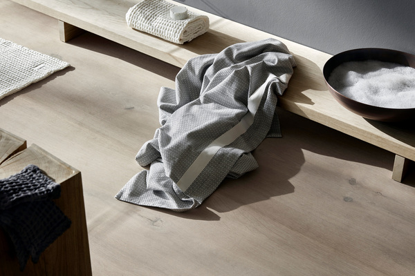 Billede af The Organic Company - Wellness Towel - Bådehåndklæde Morning Grey