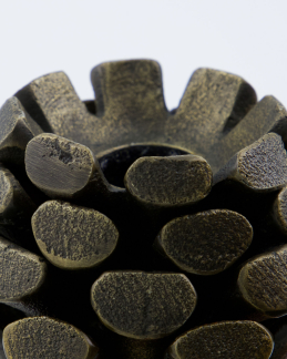 House Doctor - Lysestage, HDPine Cone, Antik Messingfinish
