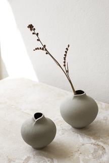 Lindform - Vase Line L Sand/Gr&aring;