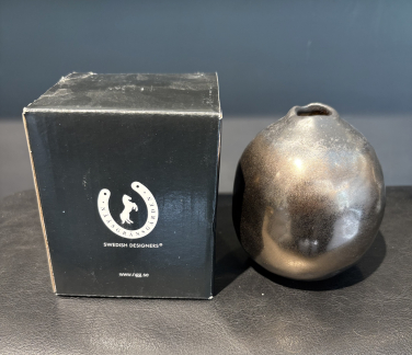N&auml;&auml;sgr&auml;nsg&aring;rden - Vase Metallic