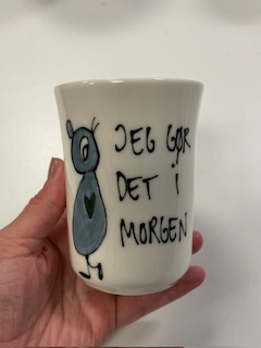 Galleri Værnhøj - Keramik Krus Stor - Jeg Gør Det I Morgen