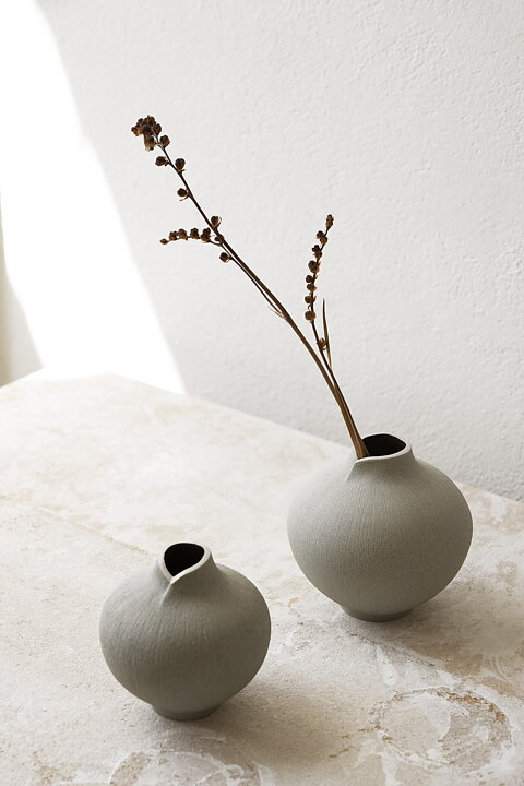 Lindform - Vase Line L Sand/Gr&aring;